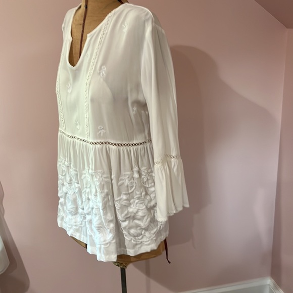 White Embroidered Rayon (cotton look) Raised Waist Tunic Top - Picture 2 of 9
